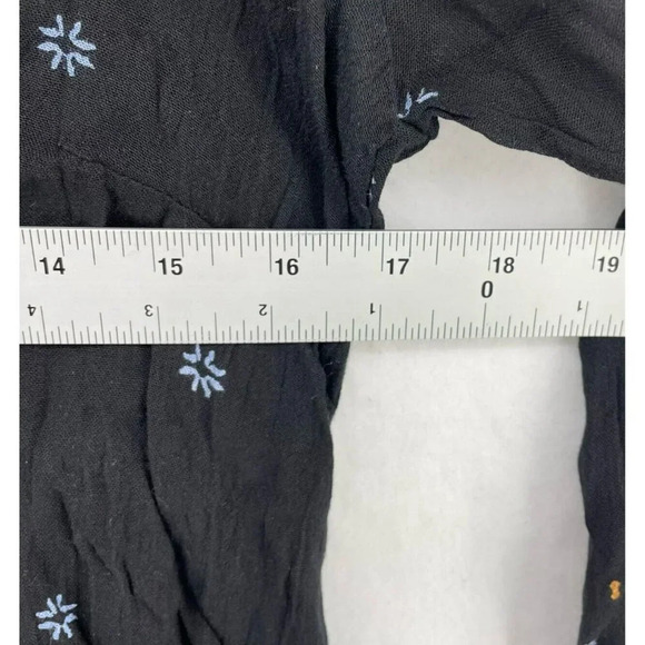 Vintage Coldwater Creek Blouse Women's Sz XS Black Southwestern Print Button Up - Picture 3 of 11